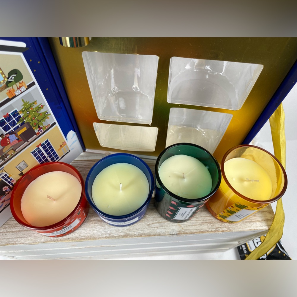 holiday themed Candle for Every Room Gift Set house-shaped box - Picture 6 of 16